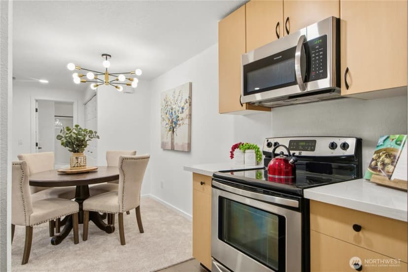 Property photo for 12607 Se 41 Place #h208, Bellevue photo 8