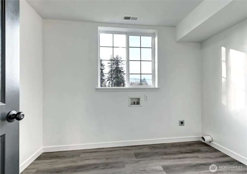 Property photo for 8823 18th Avenue E, Tacoma photo 20