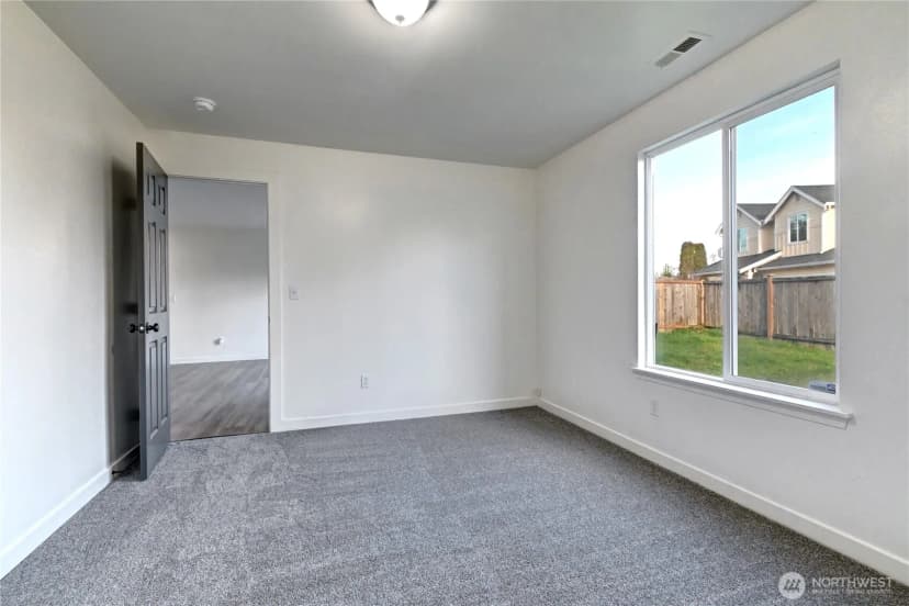 Property photo for 8823 18th Avenue E, Tacoma photo 19