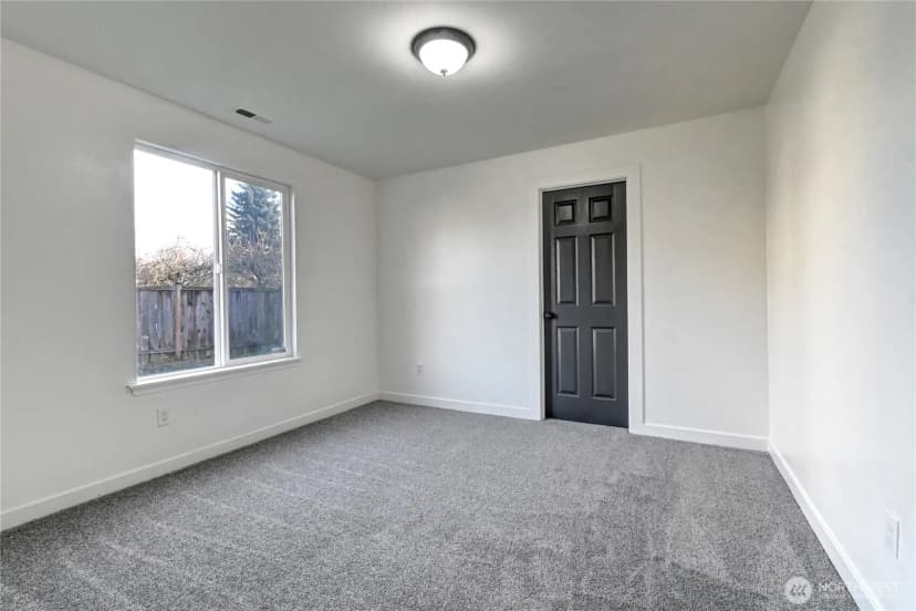 Property photo for 8823 18th Avenue E, Tacoma photo 17