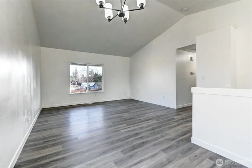 Property photo for 8823 18th Avenue E, Tacoma photo 4