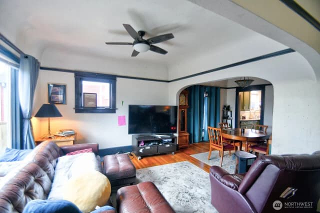 Property photo for 1017 S 48th Street, Tacoma photo 4