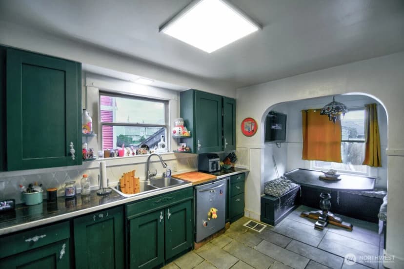 Property photo for 1017 S 48th Street, Tacoma photo 9