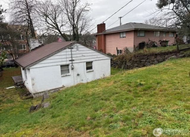 Property photo for 5720 37th Avenue S, Seattle photo 4