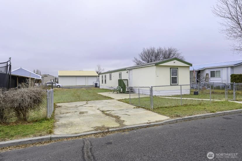 Property photo for 463 8th Avenue Se, Ephrata photo 7