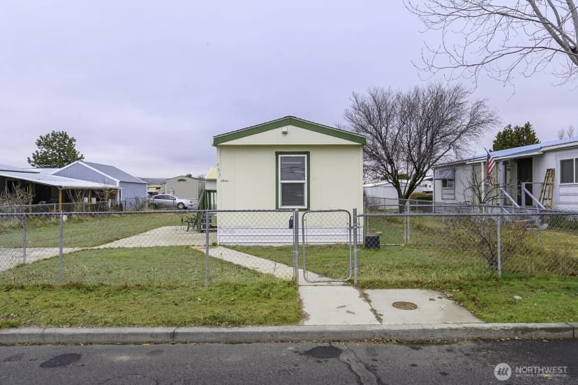 Property photo for 463 8th Avenue Se, Ephrata photo 10