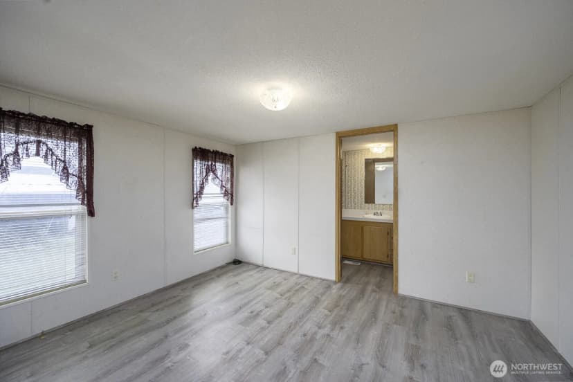 Property photo for 463 8th Avenue Se, Ephrata photo 29