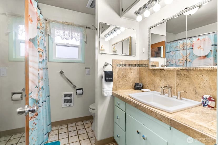 Property photo for 1206 184th Place, Long Beach photo 15
