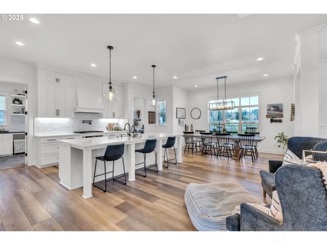 Property photo for 370 Tulip Lane, Woodland photo 5