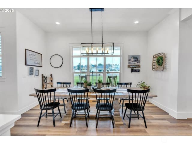 Property photo for 370 Tulip Lane, Woodland photo 4