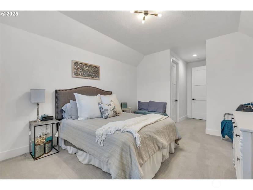 Property photo for 370 Tulip Lane, Woodland photo 20