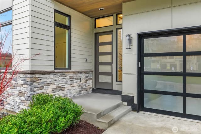 Property photo for 21045 Se 80th Street, Issaquah photo 3
