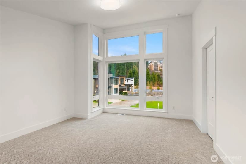 Property photo for 21045 Se 80th Street, Issaquah photo 30