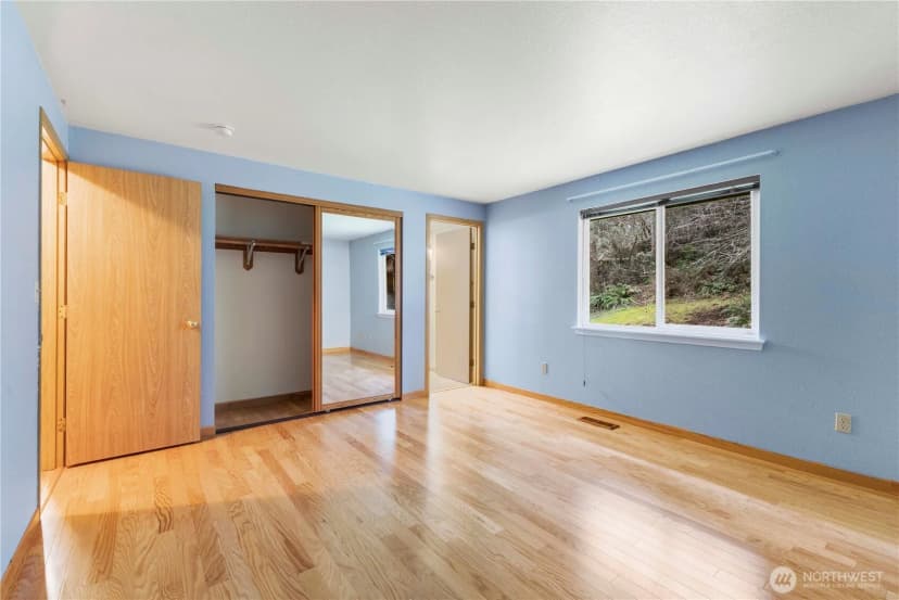 Property photo for 210 Country Estates Drive W, Rainier photo 22