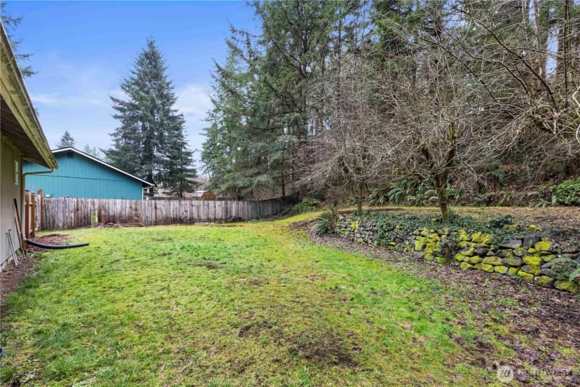 Property photo for 210 Country Estates Drive W, Rainier photo 27