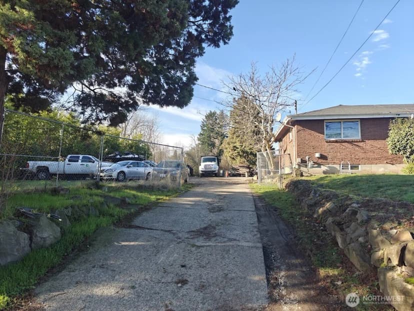 Property photo for 7929 Renton Avenue S, Seattle photo 2