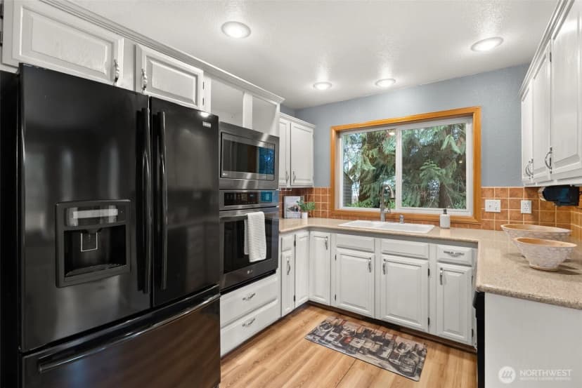 Property photo for 710 Z Street Se, Tumwater photo 8