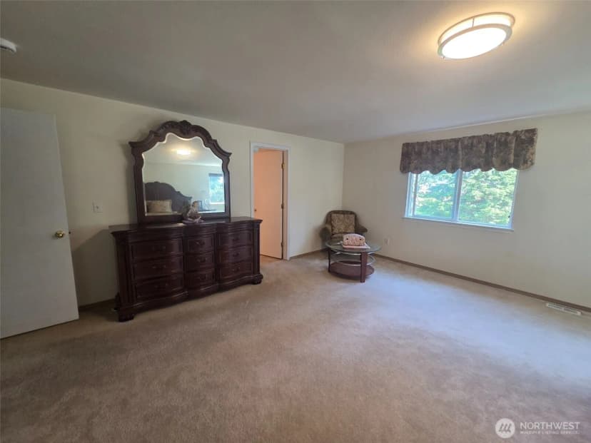 Property photo for 912 Gina Court Se, Olympia photo 20