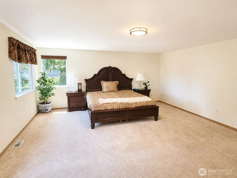 Property photo for 912 Gina Court Se, Olympia photo 19