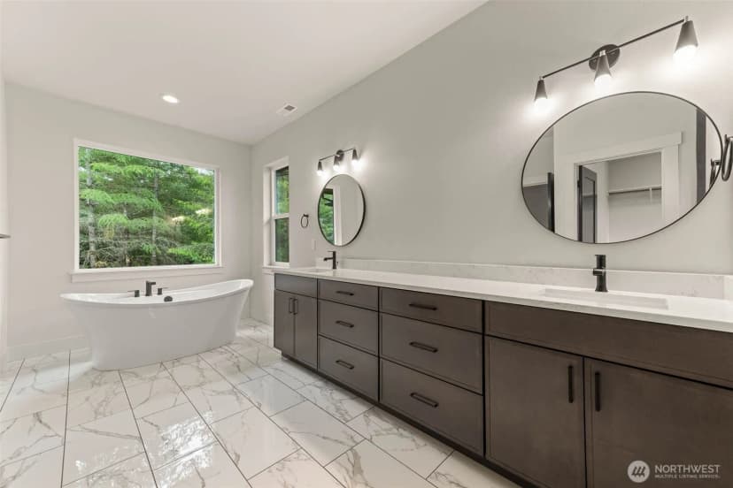 Property photo for 6629 Shadow Creek Lane Ne, Olympia photo 17