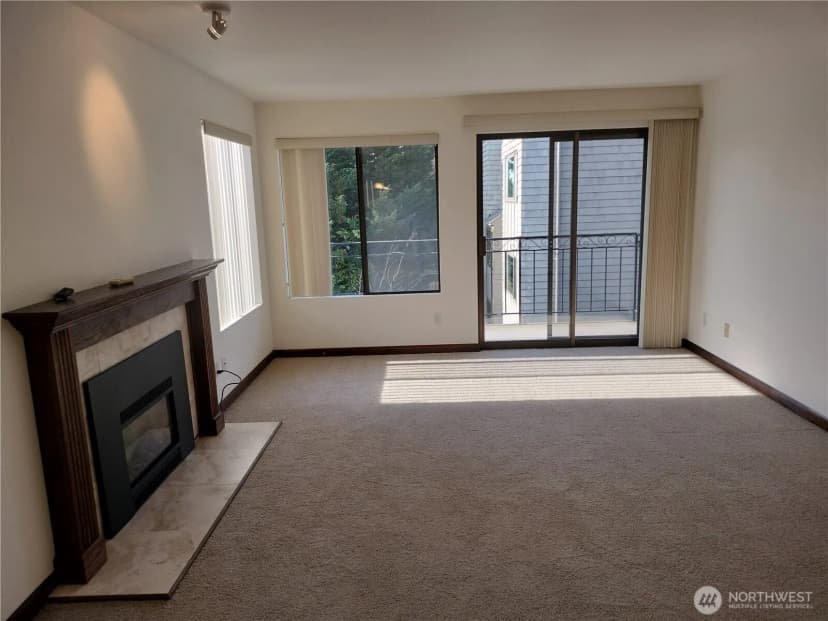 Property photo for 11755 Greenwood Avenue N #203, Seattle photo 7