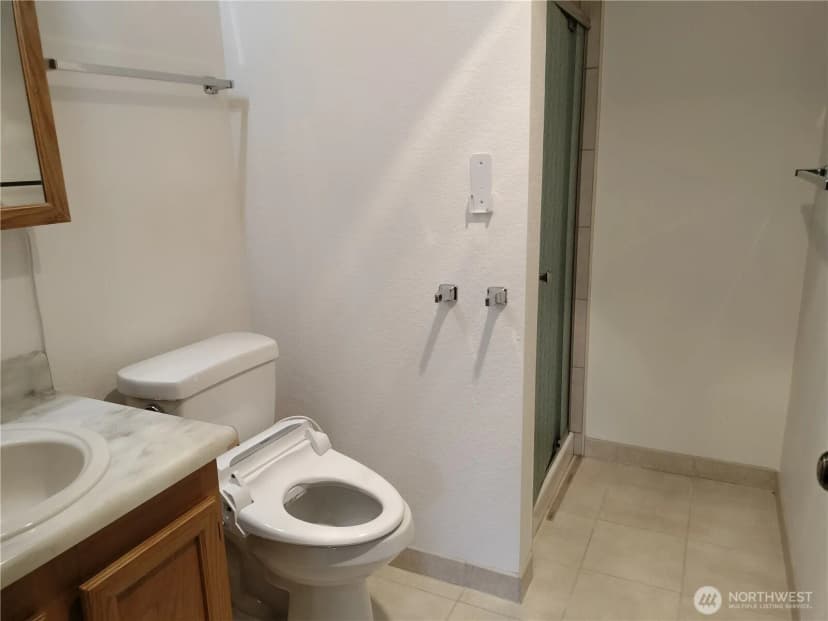 Property photo for 11755 Greenwood Avenue N #203, Seattle photo 15