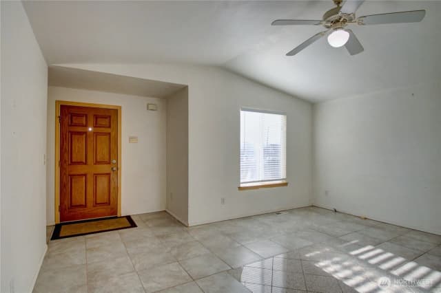 Property photo for 3005 Arbor, Mount Vernon photo 2