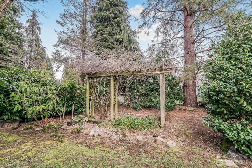 Property photo for 10230 62nd Avenue S, Seattle photo 33
