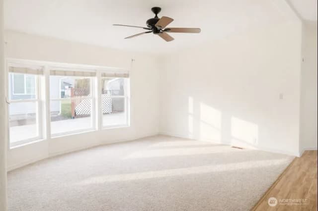 Property photo for 309 5th Avenue Se, Ephrata photo 3