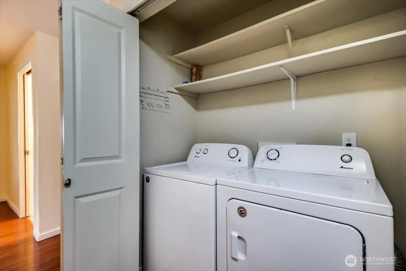 Property photo for 12404 E Gibson Road #d101, Everett photo 17