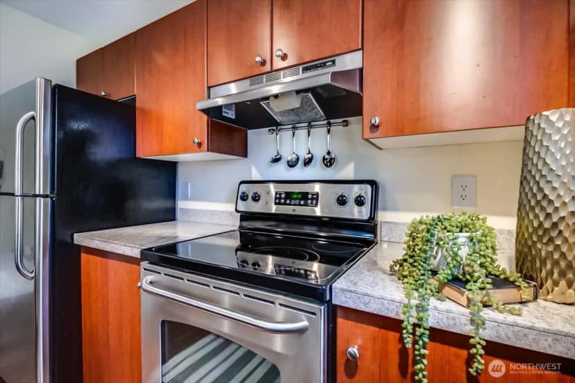 Property photo for 12404 E Gibson Road #d101, Everett photo 5
