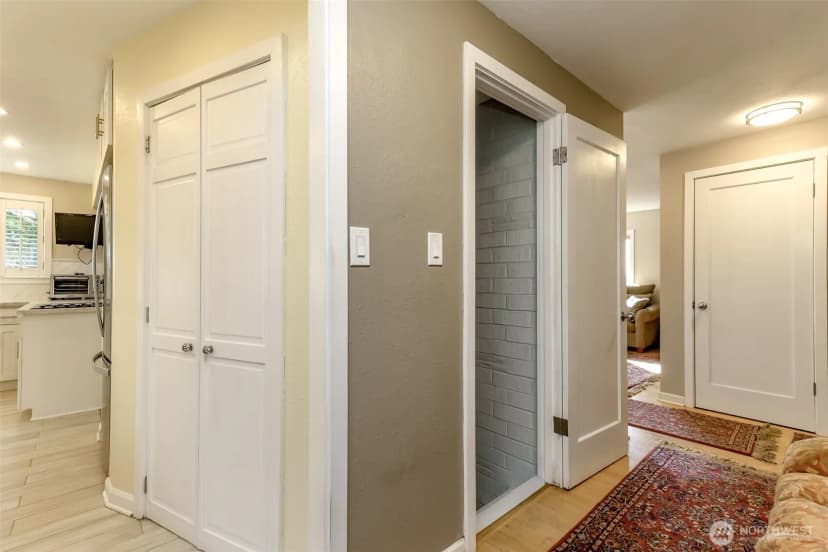 Property photo for 2424 Sw 152nd Street, Burien photo 18