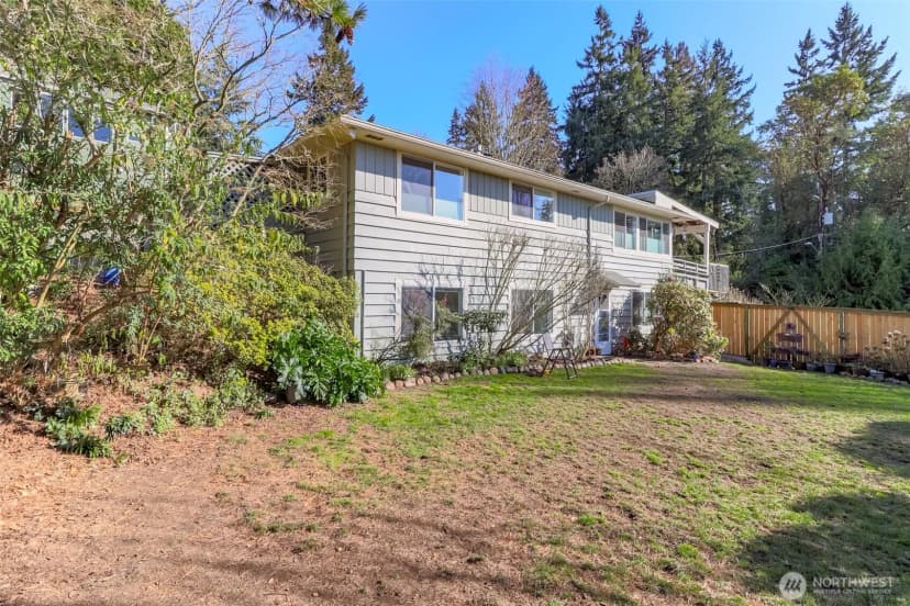 Property photo for 2424 Sw 152nd Street, Burien photo 34
