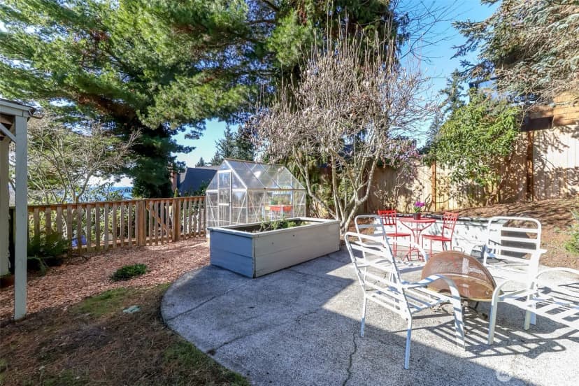 Property photo for 2424 Sw 152nd Street, Burien photo 32