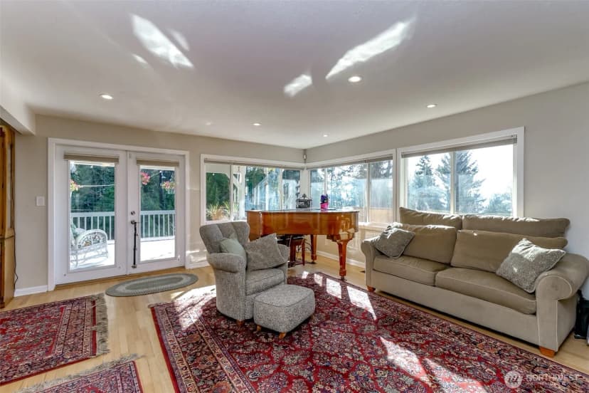 Property photo for 2424 Sw 152nd Street, Burien photo 8