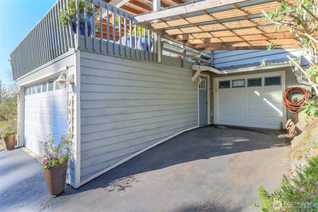 Property photo for 2424 Sw 152nd Street, Burien photo 4