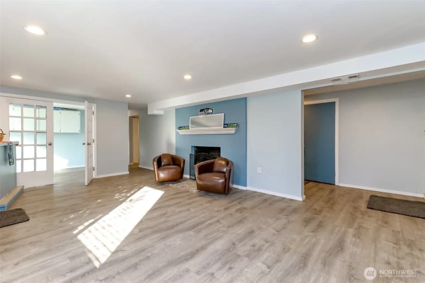 Property photo for 2424 Sw 152nd Street, Burien photo 26
