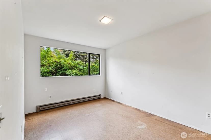 Property photo for 7832 Ne 32nd Street, Medina photo 30