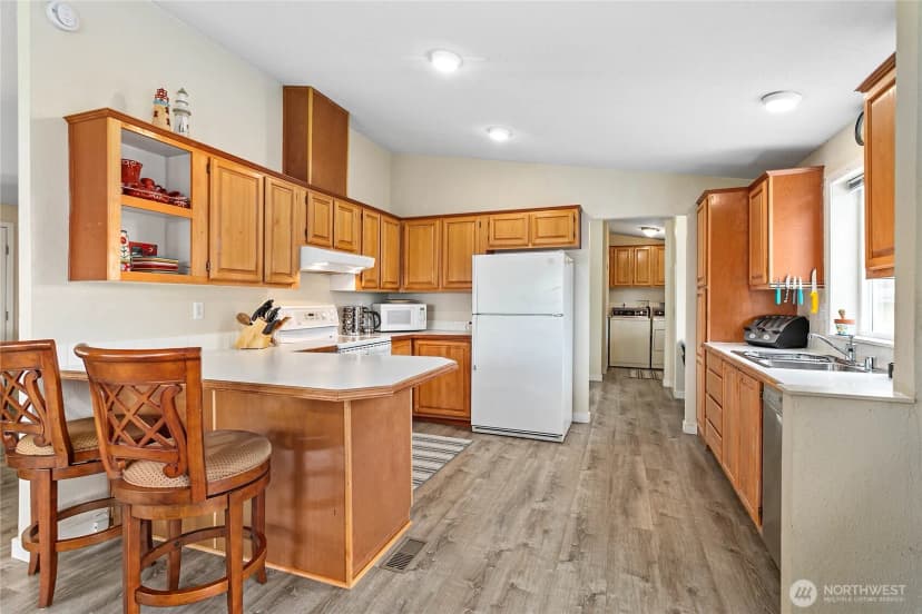 Property photo for 7460 Sunset Drive, Blaine photo 16