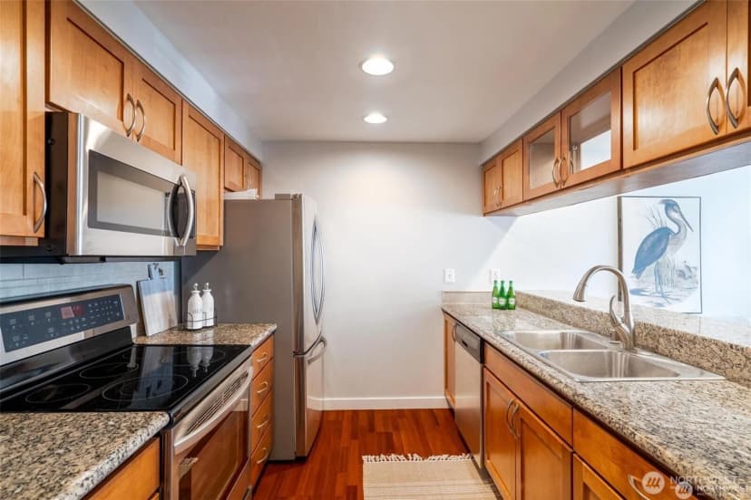 Property photo for 25 N Broadway Street #301, Tacoma photo 10