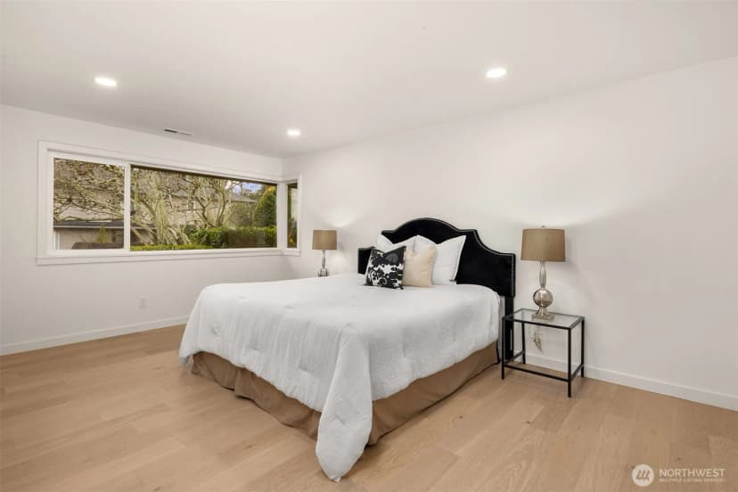 Property photo for 3702 W Fulton Street, Seattle photo 30