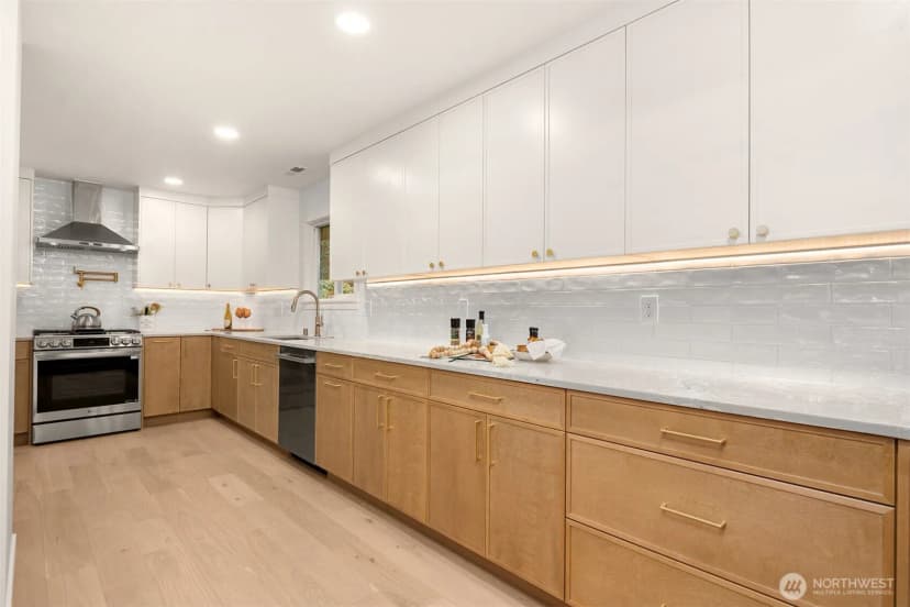 Property photo for 3702 W Fulton Street, Seattle photo 19