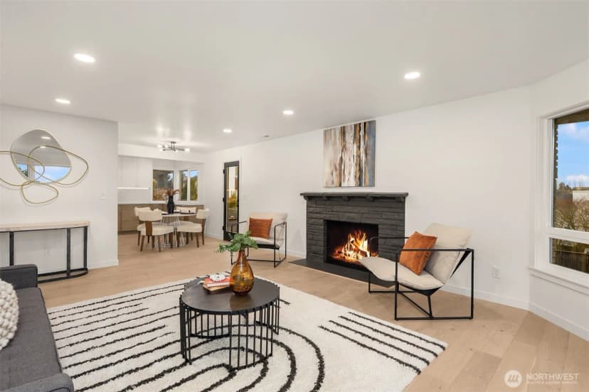Property photo for 3702 W Fulton Street, Seattle photo 10