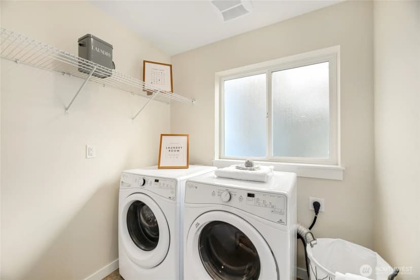 Property photo for 215 Sw 144th Street, Burien photo 15