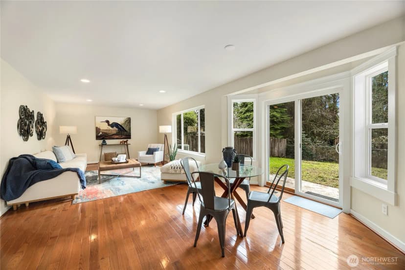 Property photo for 215 Sw 144th Street, Burien photo 11