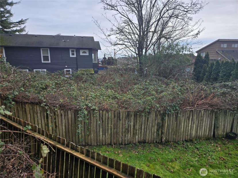 Property photo for 5205 Sw Canada Street, Seattle photo 7