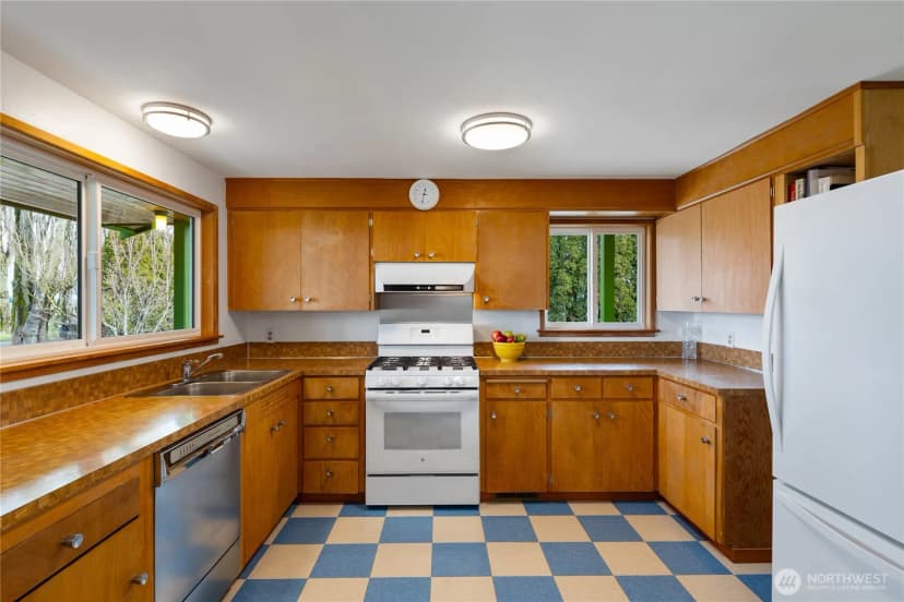 Property photo for 16005 La Conner Whitney Road, La Conner photo 7