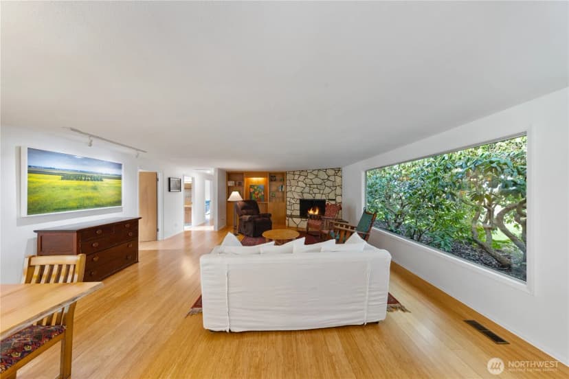 Property photo for 16005 La Conner Whitney Road, La Conner photo 6