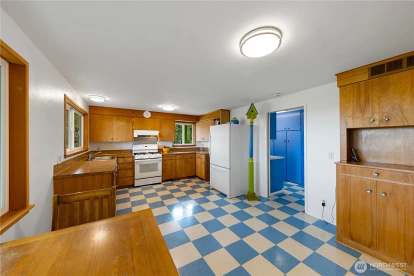 Property photo for 16005 La Conner Whitney Road, La Conner photo 17
