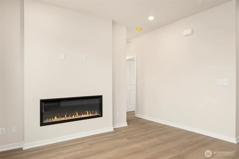 Property photo for 2425 160th Place Ne, Marysville photo 11